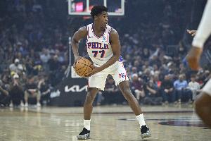 撞墻了！埃奇庫(kù)姆狀態(tài)低迷 14中3&三分5中0僅拿7分4板4助