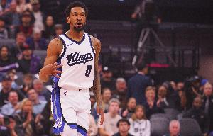 板凳匪徒！蒙克12中6拿下21分4板2助