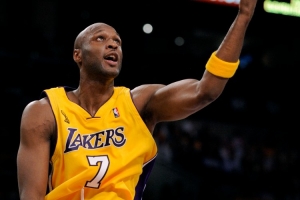 曾經(jīng)科比的得力助手！祝前NBA球員奧多姆46歲生日快樂！??