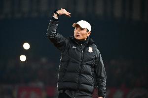 體壇：相關(guān)領(lǐng)導(dǎo)親自出馬，和邵佳一面談 足協(xié)4日晚加班草擬報告