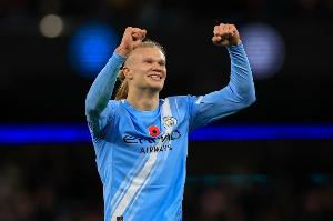 哈蘭德26歲之前歐冠打進54球，同年齡歐冠進球僅少于梅西