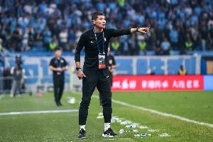 青島媒體：西海岸成最賽季大黑馬，邵佳一執(zhí)教水平得到更多認可