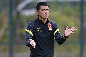 經(jīng)濟觀察報：國足選洋帥的經(jīng)費僅有150萬美元，遠不及中超名帥