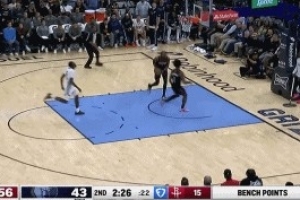 行云流水！申京前場(chǎng)搶斷 阿門無(wú)私助攻杜蘭特空籃暴扣