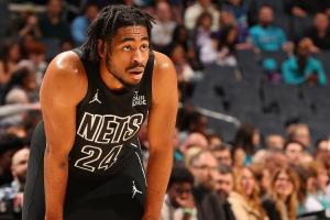 缺誰誰尷尬之小火車！托馬斯本場5分鐘傷退 籃網(wǎng)結(jié)束7連敗取首勝