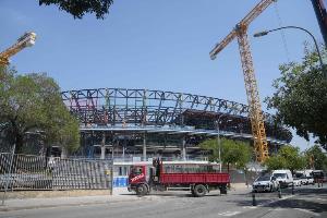 記者：巴薩可能對(duì)陣阿拉維斯重返諾坎普，初步計(jì)劃容納45000人