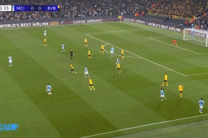 曼城1-0領(lǐng)先多特！福登弧頂遠(yuǎn)射皮球直掛死角破門，賴因德斯助攻