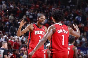 五連勝！KD僅得11分享受包夾 火箭3核驅(qū)動(dòng)體系成型無(wú)需再要莫蘭特