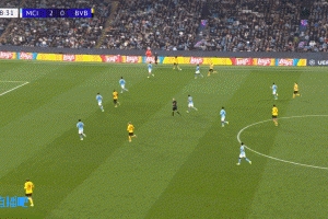 差點秀成了！阿德耶米連續(xù)盤帶內(nèi)切打門，多納魯馬力保城門不失