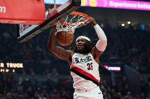 三分5中4！楊?。豪锼勾艘劢o自己加分 羅威甚至可能也失去信任