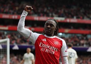 破門弒舊主，阿森納官方：埃澤對水晶宮破門當(dāng)選球隊(duì)10月最佳進(jìn)球