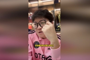 趙鵬：朱辰杰、蔣圣龍?zhí)咧谐騺喒谔貏e吃力，走一個可能真是好事