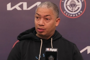 14中2得5分1助！盧：比爾傳球做得不錯(cuò) 找狀態(tài)需要時(shí)間&不能沮喪