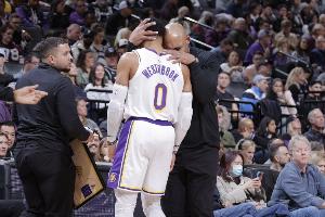 哈姆：威少是我共事過(guò)最職業(yè)的球員之一 隊(duì)友對(duì)他只有尊重和喜愛(ài)