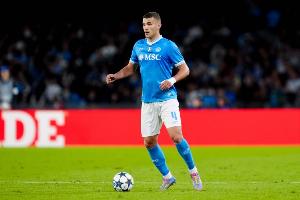 布翁喬爾諾：歐冠主場(chǎng)比賽的氛圍不可思議，我從未有過(guò)這樣的體驗(yàn)