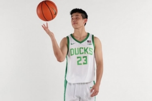 媒體人：林葳的運(yùn)動(dòng)戰(zhàn)表現(xiàn)依然掙扎 需盡快適應(yīng)NCAA的節(jié)奏和強(qiáng)度