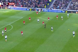 少打一人！曼聯(lián)換人名額用完，舍什科傷退下場后場上僅剩10人