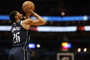 丁威迪：歐洲聯(lián)賽與NBA防守理念完全不同 我能在這里繼續(xù)追逐夢想