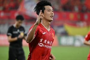 未來可期！21歲重慶隊長向余望18球2助率隊沖超，中甲射手榜第4！