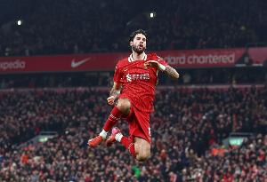 羅馬諾：利物浦和索博及赫拉芬貝赫商談續(xù)約，與前者談判進(jìn)展順利