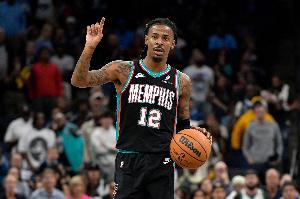 正負(fù)值+28全場(chǎng)最高！莫蘭特20中7砍下21分13助攻 另有5犯規(guī)7失誤