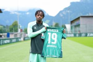 賣(mài)虧了！21歲姆班古拉天外飛仙絕殺9場(chǎng)3球3助，尤文僅1000萬(wàn)出售