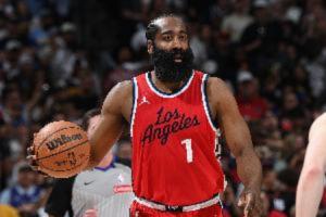 ??拉了一褲兜！哈登15中4&下半場僅5分 正負值-18全場最低！