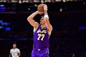 吹楊&波津等主力缺席！ESPN預(yù)測勝率：老鷹50.6%仍高于湖人49.4%