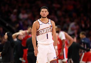 歷史首位！太陽曬布克數據：前9場30+7助 命中率50/40/85