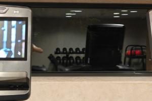 凌晨4點(diǎn)的曼徹斯特！詹俊曬照：健身房備戰(zhàn)，天太黑不敢外出跑步