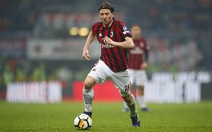 蒙托利沃：意甲冠軍將在國米、那不勒斯之間產(chǎn)生，米蘭需爭奪前四