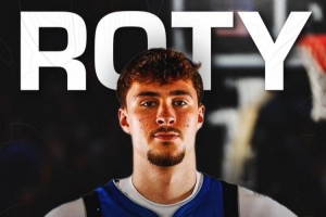 場均13.9+6.6+3！弗拉格有42%幾率奪得最佳新秀 排名新秀第一