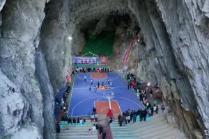 感受一下徐中鋒的“拜佛”三分！