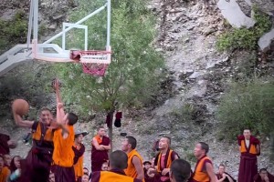 不懂就問，出家人可以做假動作嘛？