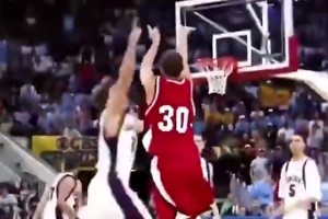 就此開啟巨星之路！回顧17年前?庫里瘋三狂轟40分助隊取勝