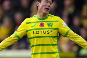 非法拍攝性愛(ài)視頻被判刑，韓國(guó)國(guó)腳黃義助被韓國(guó)足協(xié)永久禁足