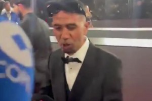 明年拿金球！亞馬爾的父親離場時告訴記者：明年是我們的！