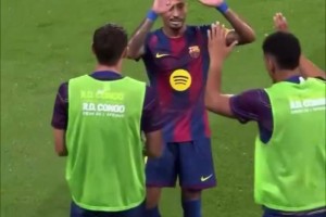 有他在進(jìn)攻就不用擔(dān)心！德布勞內(nèi)曼城時(shí)期對(duì)陣阿森納集錦！