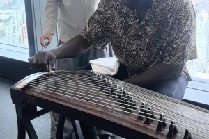 追夢嘗試彈中國古箏 天賦炸裂一學就會啊??