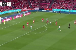 穆帥葡超無緣連勝！本菲卡86分鐘進(jìn)球，補(bǔ)時遭神仙球絕平！