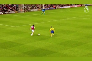 無(wú)解！皮雷：哥踢的不是球，是想象力！