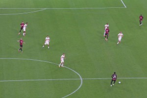 現(xiàn)場原聲！AC米蘭流暢配合進球