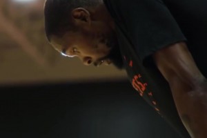 期待新賽季！火箭最新訓(xùn)練：杜蘭特?fù)]汗如雨??謝潑德彈無虛發(fā)