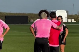 梅西：看好了！梅西在訓練賽展示神奇腳法讓德保羅膜拜??