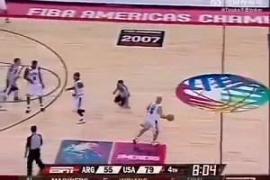 克萊幾年前在夜店上演頂級“無球跑動”，成功讓倆妹子上車