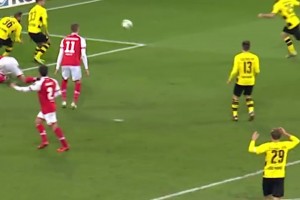 老對手了！多特蒙德客場對陣美因茨精選進(jìn)球！