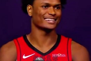 商業(yè)互吹！杜蘭特：阿門(mén)無(wú)所不能！阿門(mén)：從未想過(guò)能和KD打球~