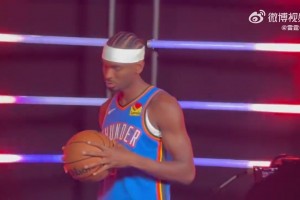 上季得分王+MVP+FMVP！亞歷山大拍攝新賽季定妝照