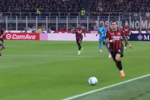 現(xiàn)場原聲??美國隊(duì)長化身邊路超跑，助攻薩56破門！