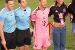 心中無(wú)其他女人??！開(kāi)場(chǎng)選邊時(shí)和女明星合影時(shí)的梅西